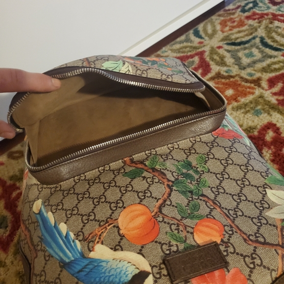 GUCCI GG Supreme Monogram Tian Backpack - Picture 2 of 6
